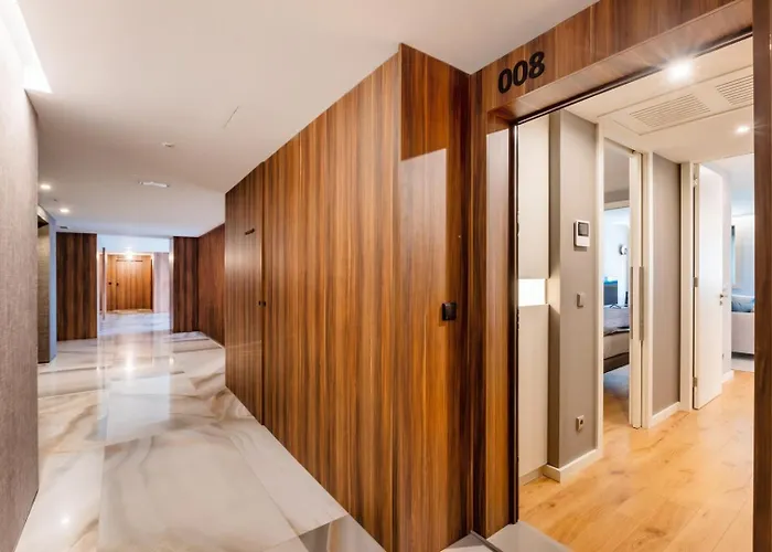 Renovato Deluxe Lejlighed *