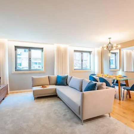 Renovato Deluxe Oporto